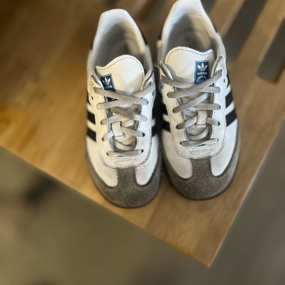 Adidas Kids Shoes - White and black samba